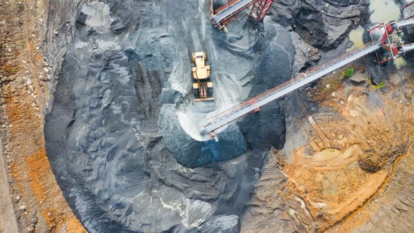 Canada's energy and natural resources sectors are taking the lead in skyrocketing their share prices in the last three years, according to the latest Toronto Stock Exchange (TSX) Top 30 ranking of the most successful companies.